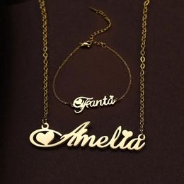 Pendentif Colliers Collier personnalisé pour femmes Nom personnalisé personnalisé arabe en acier inoxydable bijoux tour de cou cadeau de famille 231113