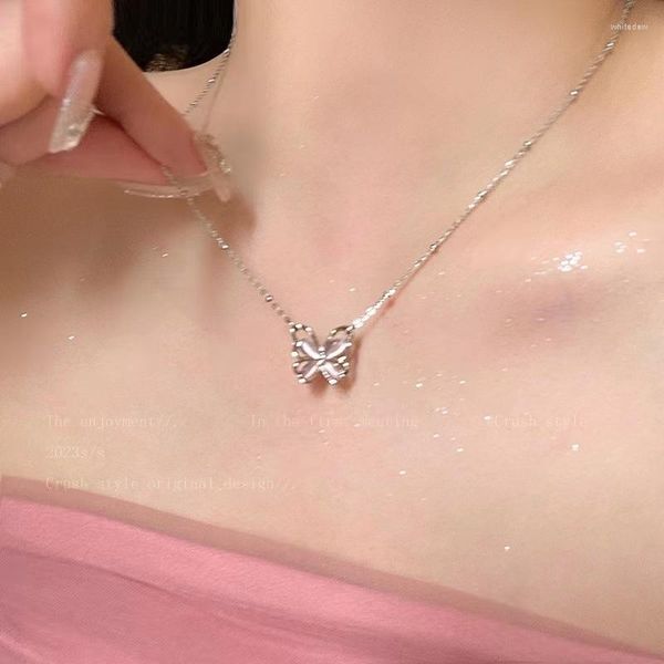 Pendentif Colliers Collier papillon en cristal rose pour femmes coréennes simples collier élégant chaîne revêtement en métal accessoires de mode