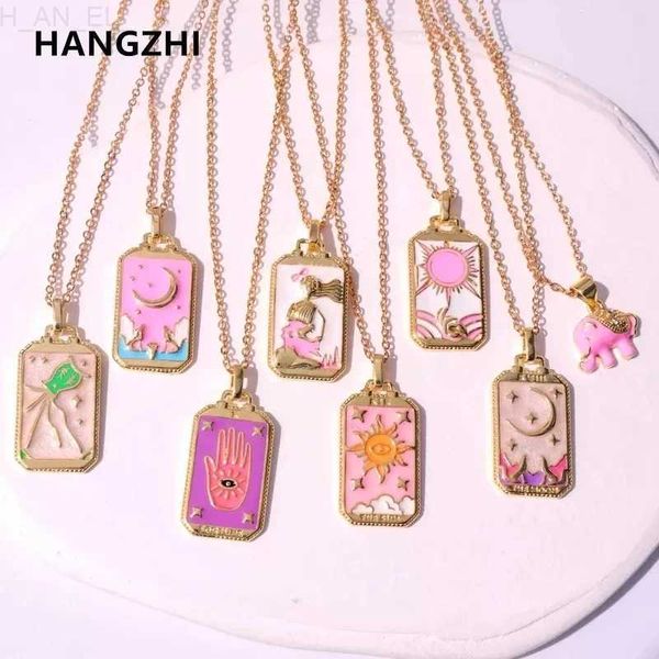 Collares colgantes Aceite de goteo rosa Tarot punk Sol Dios Estrella Luna Mano Llama Elefante Chica Esmalte Collar cuadrado para mujeres Regalos HangZhi2022 NewC24326