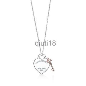 Hangerkettingen Keer terug naar New York Hartsleutelhangerketting 925 zilveren liefdeskettingen Charm Dames DIY Charm Sieraden Cadeau Sleutelbeenketting High-end merk desi