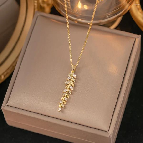 Colliers pendants Premium Texture Luxury Luxury Exquis Titane Collier en acier Sentille Oreine de chandail de blé 4184 6067