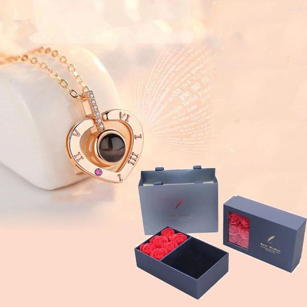 Collares colgantes collar de proyección con 9 rosas caja de regalo 100 idiomas te amo joyas para mujeres novia 2024 accesorios románticos