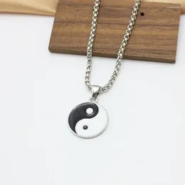 Collares colgantes Punk Hiphop Tai Chi Yin Yang Ocho Trigramas para mujeres 70 cm Cadena larga Negro Blanco Esmalte Collar Amigo Regalo