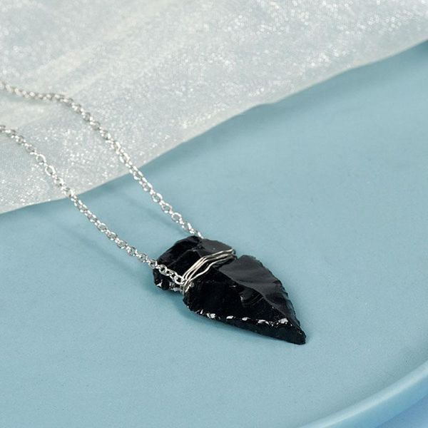 Pendentif Colliers Punk Bijoux Rock Brut Noir Obsidienne Collier Pour Femmes Hommes Minerai Minéral Quartz Charme Arrowhead Guérison Pointu