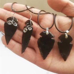 Collares colgantes estilo punk masculino rock crudo negro obsidiana colgantes encanto hombres joyería punta de flecha punto de curación piedra natural áspera