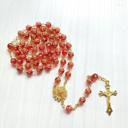 Hangende kettingen Qigo Gold Cross Acryl Rose vrouwen rozenkrans ketting bruiloft religieuze sieraden geschenken vele kleuren