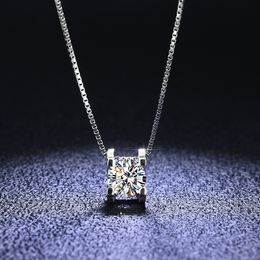 Collares pendientes QUKE Real Square Necklace D Color VVS1 Lab Diamonds 925 Sterling Silver para mujeres Wedding Fine Jewelry PE032 230307