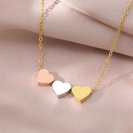 Colliers pendants Rakol Teny Tiny Triple Heart Collier pour femmes Couleur d'or 3 coeurs