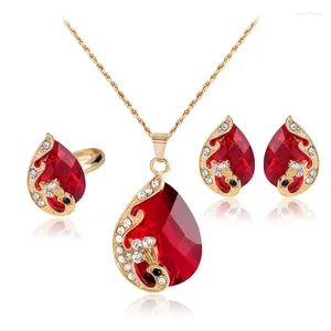 Pendentif Colliers RE 2023 Mode Grand Paon Rouge Bijoux Cristal Collier Femmes Bague De Mariage Or Couleur Chaîne Foulard Parure Bijoux Femme