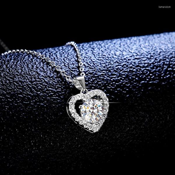 Collares colgantes Real Moissanite Diamond Necklace 1ct D Color 925 Sterling Silver Heart Joyería de boda para mujeres PE017Pendant211Y