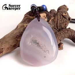 Hangende kettingen Echte natuursteen gepolijste agaat Geode Quartz Crystal Cluster Treasure Bowl Specimen ketting voor sieraden Making BC704