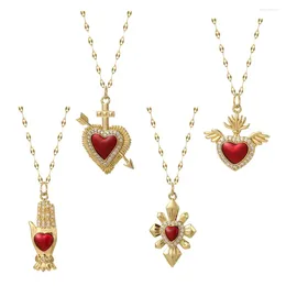 Collares colgantes Collar de corazón de amor rojo para mujeres Dijes Collares de color dorado Cadenas largas Joyería de acero inoxidable de excelente calidad