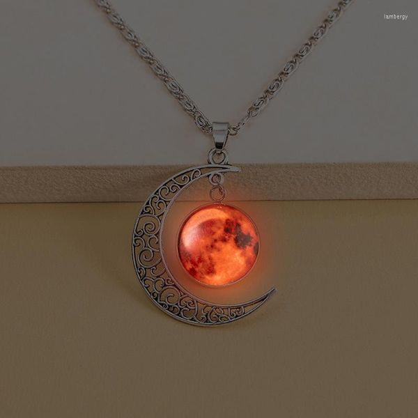 Collares pendientes Collar de luna luminosa roja Resplandor en la oscuridad Tiempo de moda Gema Cielo de cristal para mujer