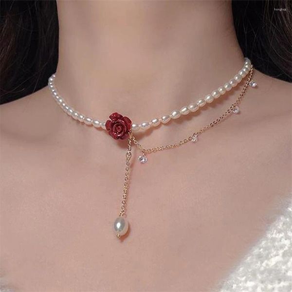 Colliers pendants Collier de fleur de rose rouge Collier de perle exquise conception double couche en strass de plaviculaire