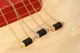 Collier pendentif, collier incrusté de diamant d'agate rose, chaîne en or, marque de créateur de style hexagonal, bijoux de mode féminin