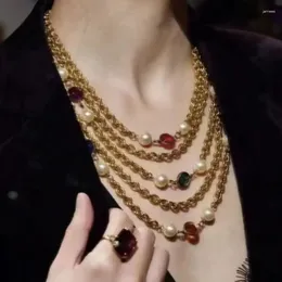Colliers pendentifs rétro éblouissant exquis perle multicouche collier lumière luxe mode polyvalent fête belle adapté aux femmes
