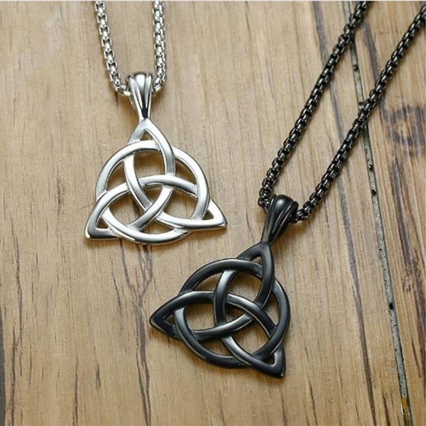 Pendentif Colliers Rétro Métal Celtic Noeud Collier Triquetra Symbole Chanceux Amulette Cadeau Unisexe Bijoux AccessoiresPendant