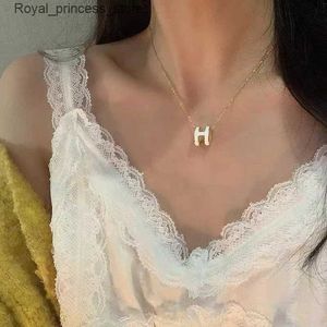 Colliers pendentifs Collier rétro simple H en forme de H adapté aux femmes K-pop élégante chaîne de pendentifs coréens accessoires sucrés bijoux bijoux cadeaux Q240426