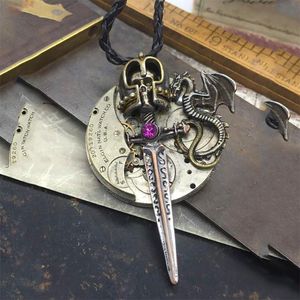 Pendentif Colliers Rock Vintage Crâne Migic Sword Dragon Wing avec corde longue chaîne hommes cuivre collier bijoux