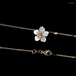 Pendentif Colliers Romantique Belle Fleur Plaqué Or Charme Naturel Perle Coquille Bijoux Collier Pour Femmes