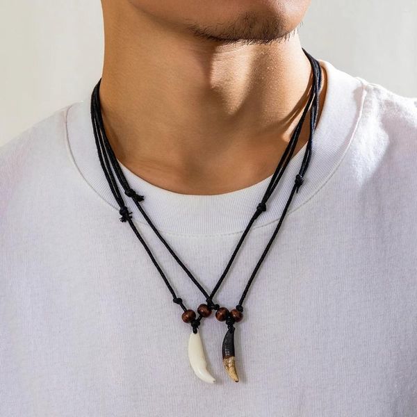 Pendentif Colliers Chaîne de corde avec acrylique Wolf Dents Pendentifs Collier pour hommes à la mode en couches sur le cou Accessoires 2023 Mode Bijoux Cadeau