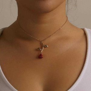 Pendentif Colliers Rose Collier Personnalisé Charme Pendentif Collier Ultime Rose Fleur Beauté Et Bête Bijoux Femmes Saint Valentin Cadeau Collier Z0417