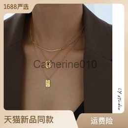 Collares colgantes placas redondas placas cuadradas placas talladas collares huecos de titanio apilados titanio bloqueo de cadena de hueso collar j230811