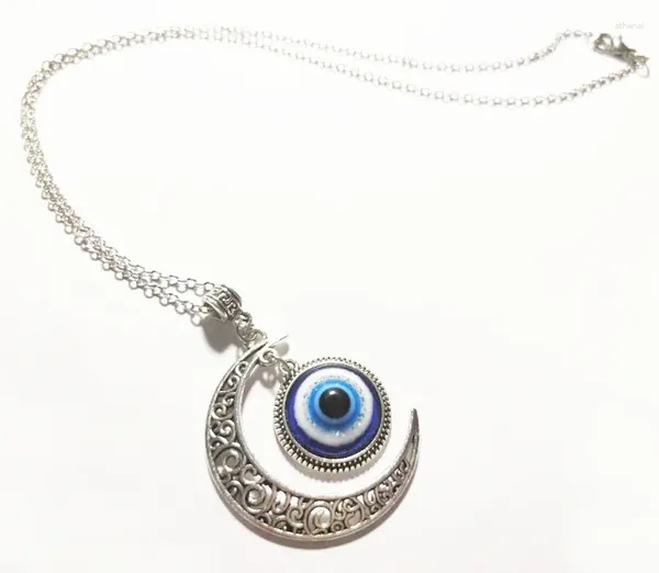 Collares colgantes S206 Símbolo turco Evil Blue Eyes Hollow Out Moon Collar Mujeres Hombres Nazar Turquía Árabe Islámico Lucky Charm Regalo