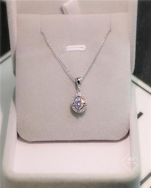 Colliers pendants S925 Collier rond de zircon argent sterling femelle femelle Fashion Dove Egg Single Diamond Candarbone Chaîne Birtd8171543