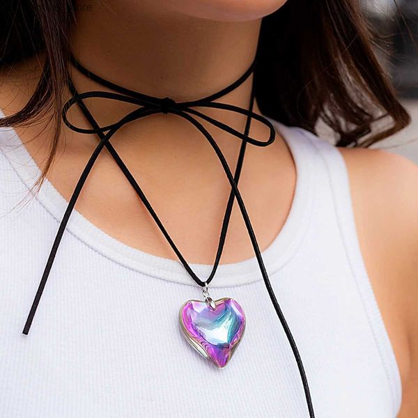 Colliers de pendentif Saliccon Fashion Y2K Glass Blass Heart Pendant Choker Vintage Black Velvet Collier réglable Femmes Summer Trend Party Bijoux240408