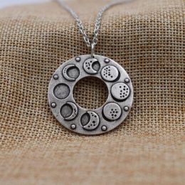 Colliers pendants Sanlan Vintage Silver Color Lune Life Life Amulet Choker Crescent à Full Pancake Fruit Set Talisman Collier mignon Collier Gift