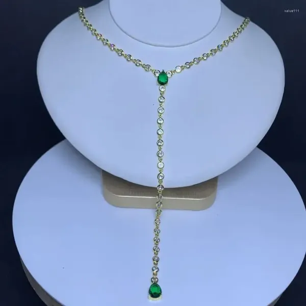 Collares colgantes Sexy Esmeralda Gota de agua Cz Largo para mujeres Pavimentado Blanco Completo Zircon Color Oro Vestido de noche Joyería de moda