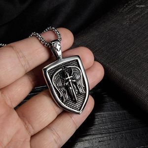 Pendentif Colliers Bouclier Collier Pour Hommes En Acier Inoxydable Punk Fait À La Main Conception Unique Bijoux En Cadeau Saint Valentin