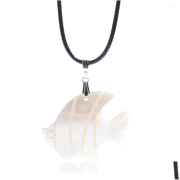 Colliers de pendentif coquille de poisson sculpté Collier en eau fraîche mère de la chaîne de corde de charme de perle bijoux pour femmes de la mode de la mode d'été otlhx