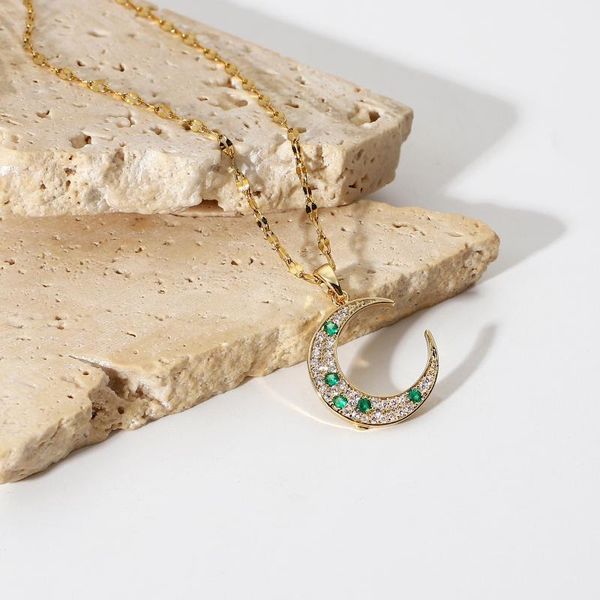 Collares pendientes Collar de circón de acero inoxidable brillante Regalo de joyería de oro de 18 k Luna de circonio completo con 5 piedras preciosas de esmeralda verde