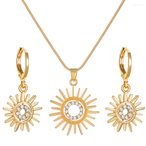 Collares colgantes Conjunto de joyería de girasol brillante Collar para mujeres Niñas con incrustaciones de circón Pendientes de aro huecos Regalos de fiesta de cumpleaños