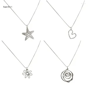 Colliers pendants Couleur argentée Star Coeur Spirale Fleur pour femmes Sweet Choker Fashion Bijoux Gift Girls J78E