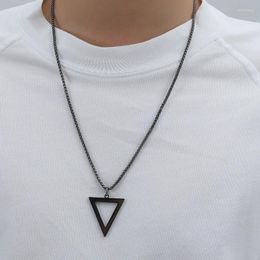 Colliers pendants Collier Triangle noir noir noir
