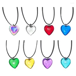 Pendentif Colliers Design simple Love Heart Collier pour femmes Niche Chaîne réglable Goutte