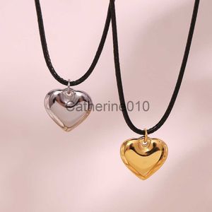 Pendentif Colliers Simple Métal Coeur Pendentif Ras Du Cou En Cuir Noir Tresse Cire Cordon Chaîne Courte Collier pour Femmes Halloween Y2k Bijoux Accessoires J230817