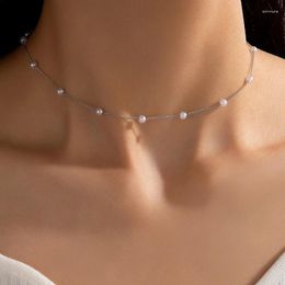 Collares colgantes Collar de gota de piedra de perla simple para mujeres Aleación de metal con cuentas Gargantilla de clavícula Joyería de compromiso 22917