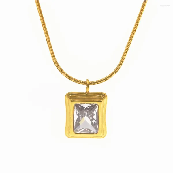 Colliers pendentifs Collier carré simple pour femmes bijoux de mode Cristaly Chain en acier inoxydable Cadeaux de la fête des mères 2024