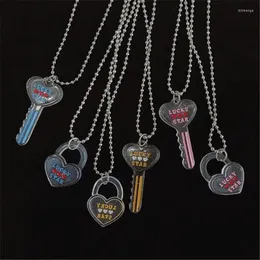 Pendentif Colliers Simple Tendance Résine En Forme De Coeur Serrure Clé Collier Argent Couleur Clavicule Chaîne Couples Discothèque Hip Hop Bijoux