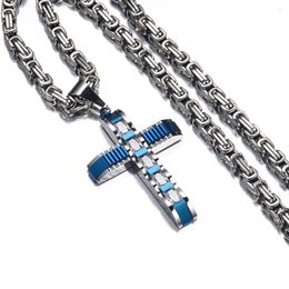 Colliers pendentifs siver bleu couleur en acier inoxydable croix byzantine chain de mode hommes et femmes bijoux en gros