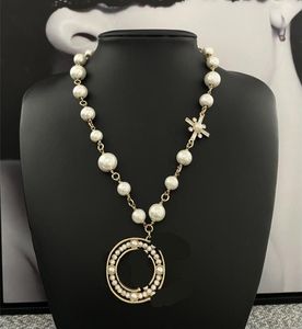 Colliers de pendentif taille perle incruste croix en strass