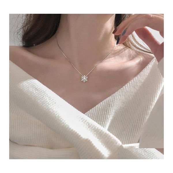 Pendentif Colliers Flocon de neige Flash Diamant 925 Sier Collier Mode Clavicule Chaîne Femmes Filles Fête De Mariage Cadeau De Noël Foulard F Dhp6U