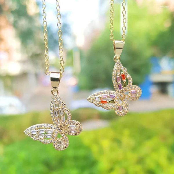 Colliers pendentifs Collier en cristal de papillon scintillant avec strass Dainty Multicolor CZ Papillons Bijoux Cadeau de Noël Bijoux Joyas