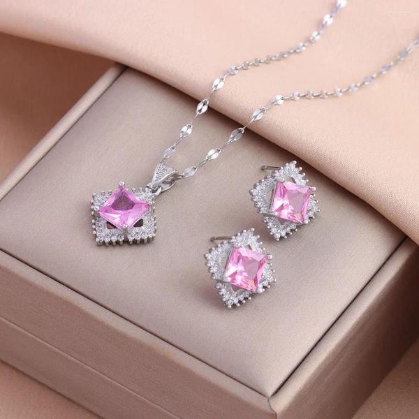 Collares colgantes Sparkly Vintage Luxury Square Pink Zircon Pendientes para mujer Moda Acero inoxidable Conjunto de joyería femenina al por mayor