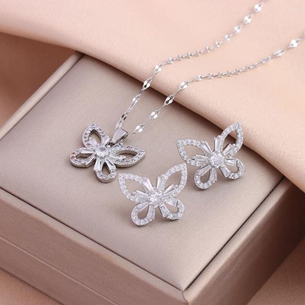 Pendentif Colliers Sparkly Zircon Papillon Boucles d'oreilles pour femmes Tempérament Mode 316L En acier inoxydable Femme Bijoux Ensemble en gros