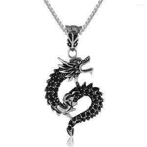 Collares colgantes Cadena de acero inoxidable 2023 Dragón de encanto simple para mujeres Hombres Joyería Amigos Regalos Artículos